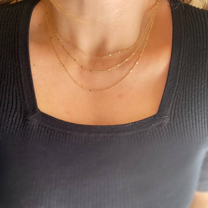 GoldFi - 18k Gold Filled 1mm Curb Chain With Pressed Details: 18 inches