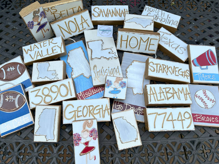 Coddiwomple - Cheer megaphone custom art - w/ school hometown city team: 5x7 Wood panel w/ rope