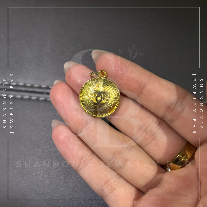 Shannon's Jewelry Bar - CHANEL Charm Zipper Pull Gold CC Round 20mm