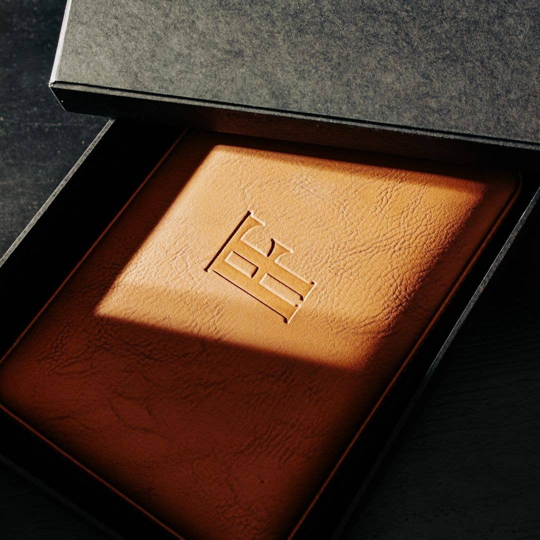 Fluid And Fire - Regis 6-Slot Leather Travel Case – Cutter, Torch & Humidity Chamber: Maroon Case + Torch Lighter With Built-in Cutter