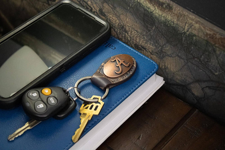 Zep-Pro - Alabama Crimson Tide Oval Camo Leather Key Fob.: Brown/Tan Camo