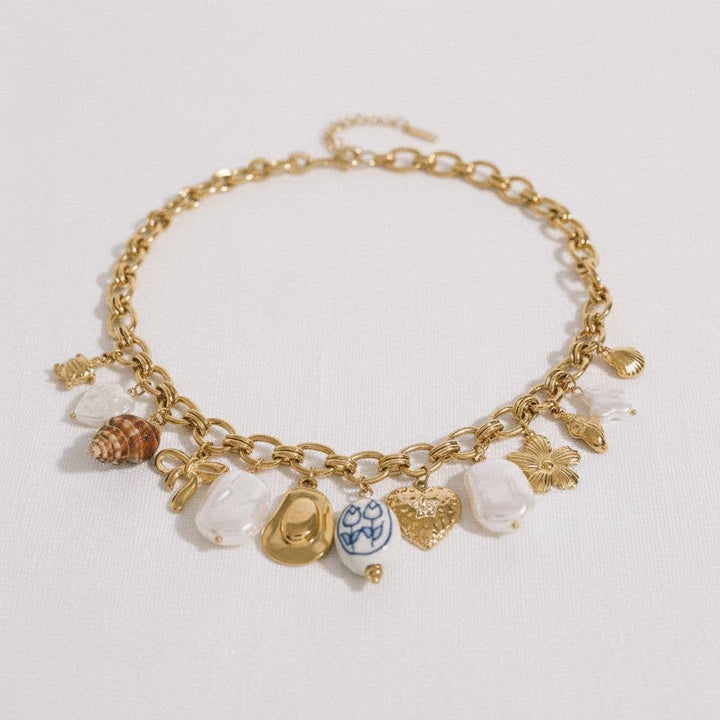 paperln - Shell Pendant Necklace: A15