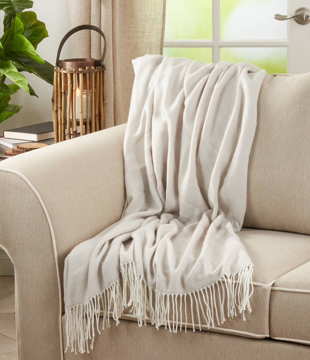 Saro Lifestyle - Herringbone Throw: Grey / 50"x60"