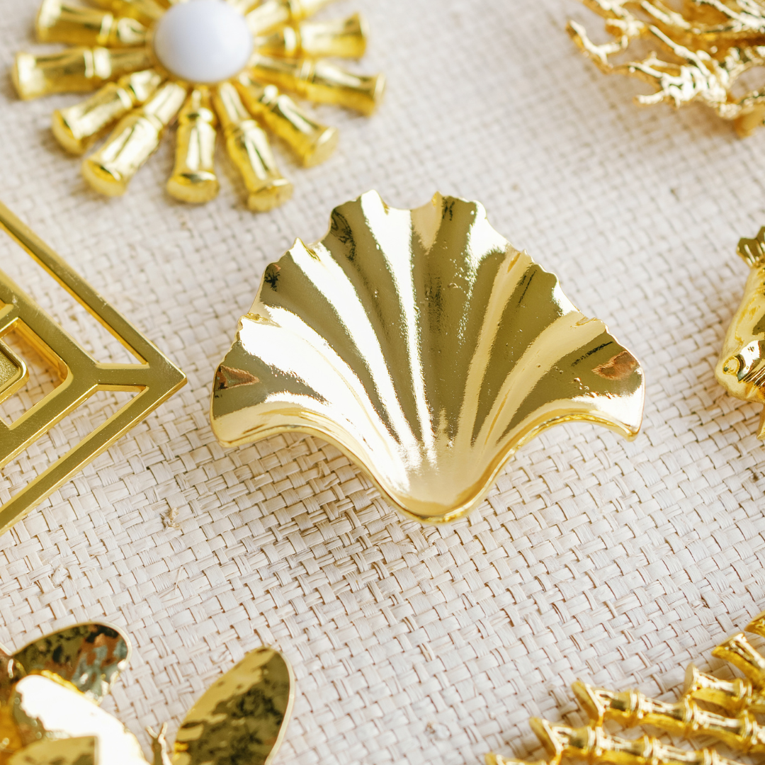 Garland - Clamshell Artisan Interchangeable Belt Buckle w/ Gold Finish