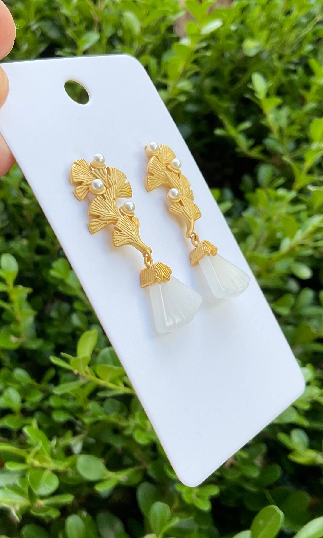 Baubles by Maggi - Vintage style gold ginkgo pearl earrings 