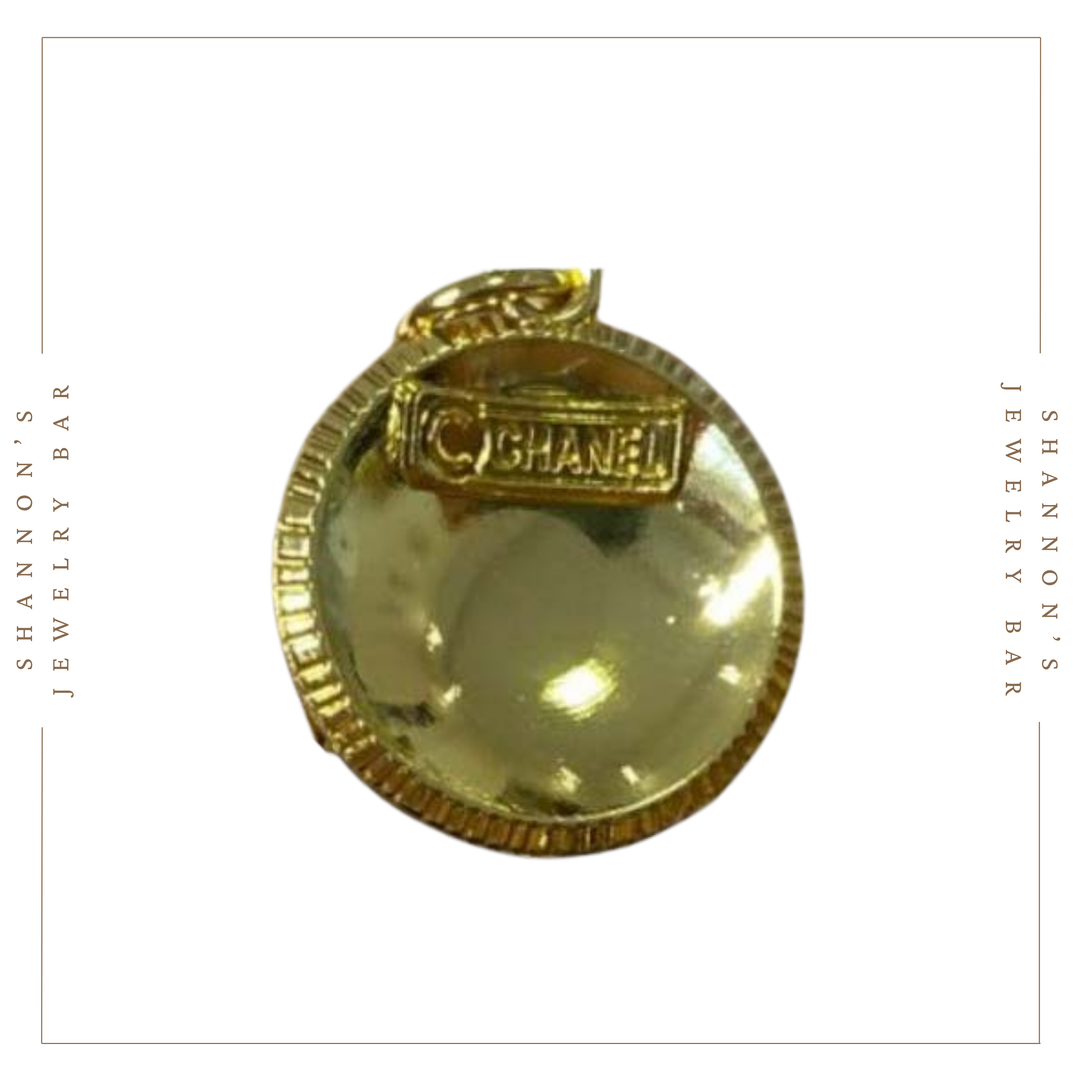 Shannon's Jewelry Bar - CHANEL Charm Zipper Pull Gold CC Round 20mm