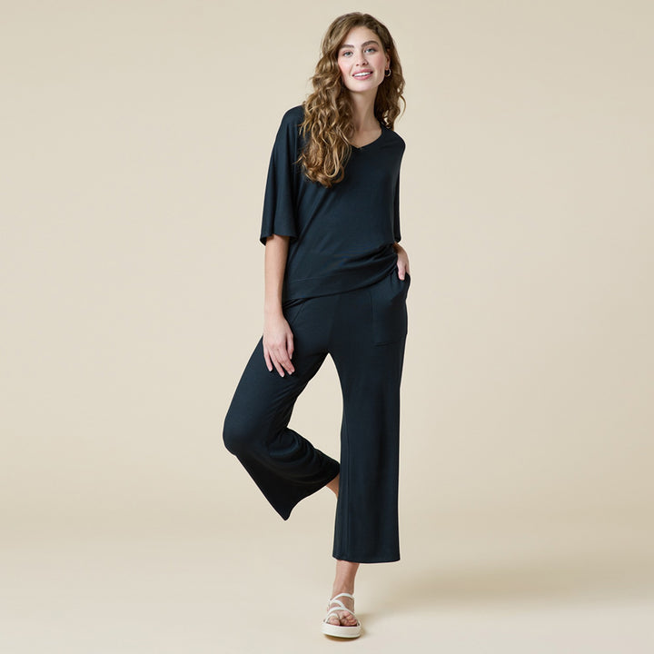 Dream Relaxed V-Neck Capri Set