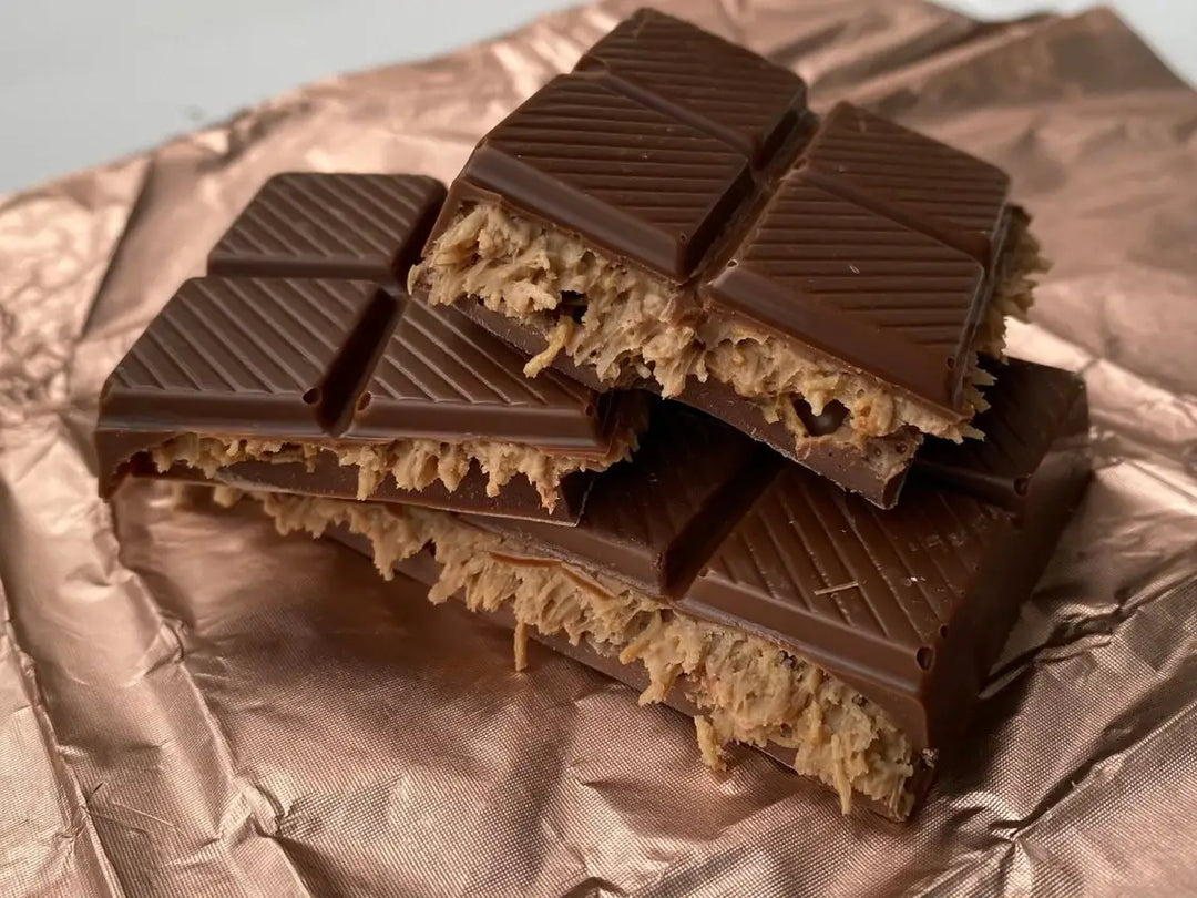 Aladdin - Hazelnut Praline Dubai Chocolate Bar –Crispy & Nutty Delight: 1 bar