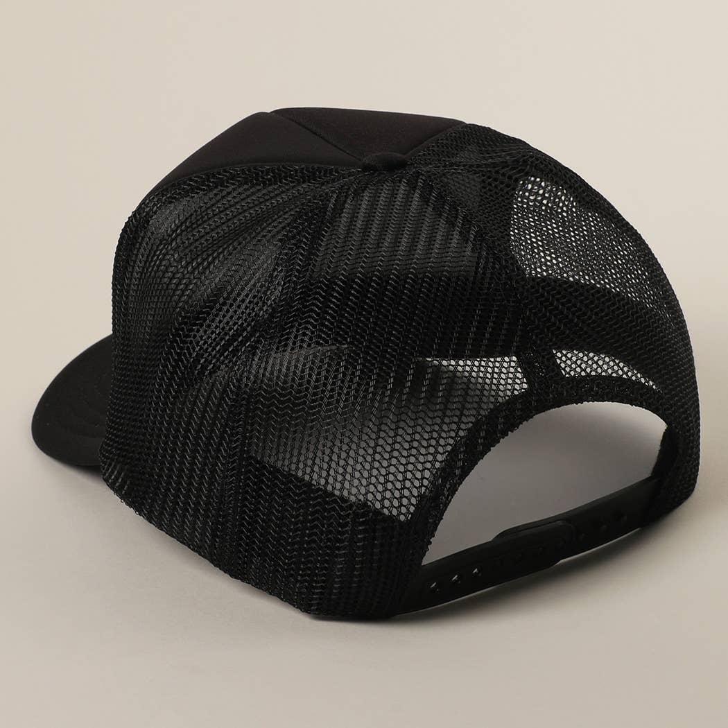 Fashion City - Pretty Girls Love Boys With Boats Text Print Mesh Back Cap: KELLY GREEN / ONE SIZE