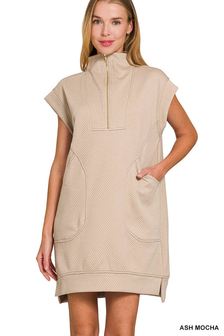 42POPS - `Textured Jacquard Dress Zenana: BLACK-181543 / S