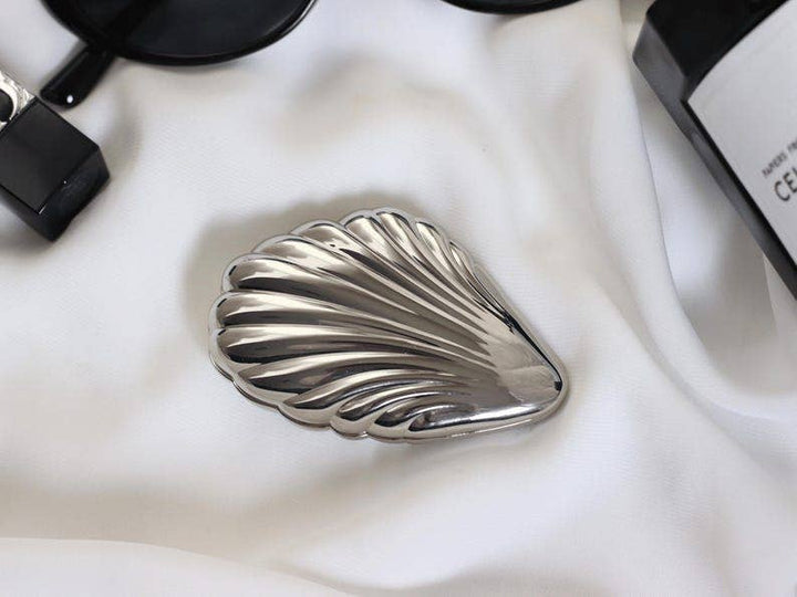 Michelle Clemen - Seashell Compact Mirror | Art Deco Inspired Pocket Mirror: Gold