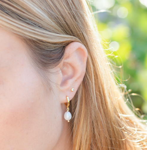 Splendid Iris - Small Pearl Huggies