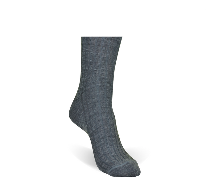 ELL & Atty - Superwash Merino Wool - Solid: Navy / Mid-Calf