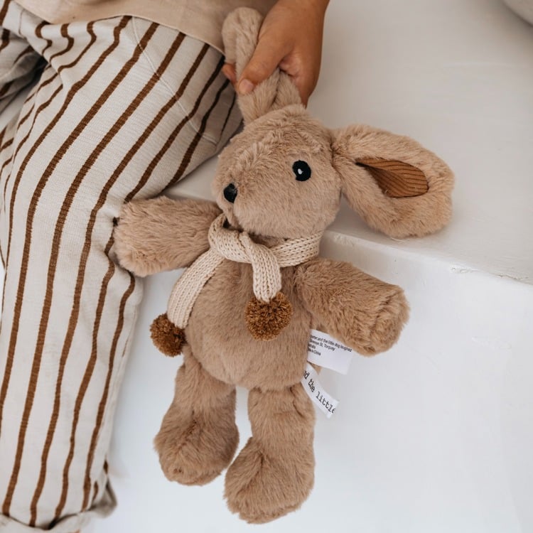 hugh rabbit - medium