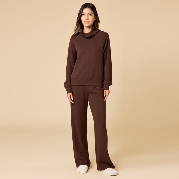 DreamTech Cowl Neck with Pleat Pant